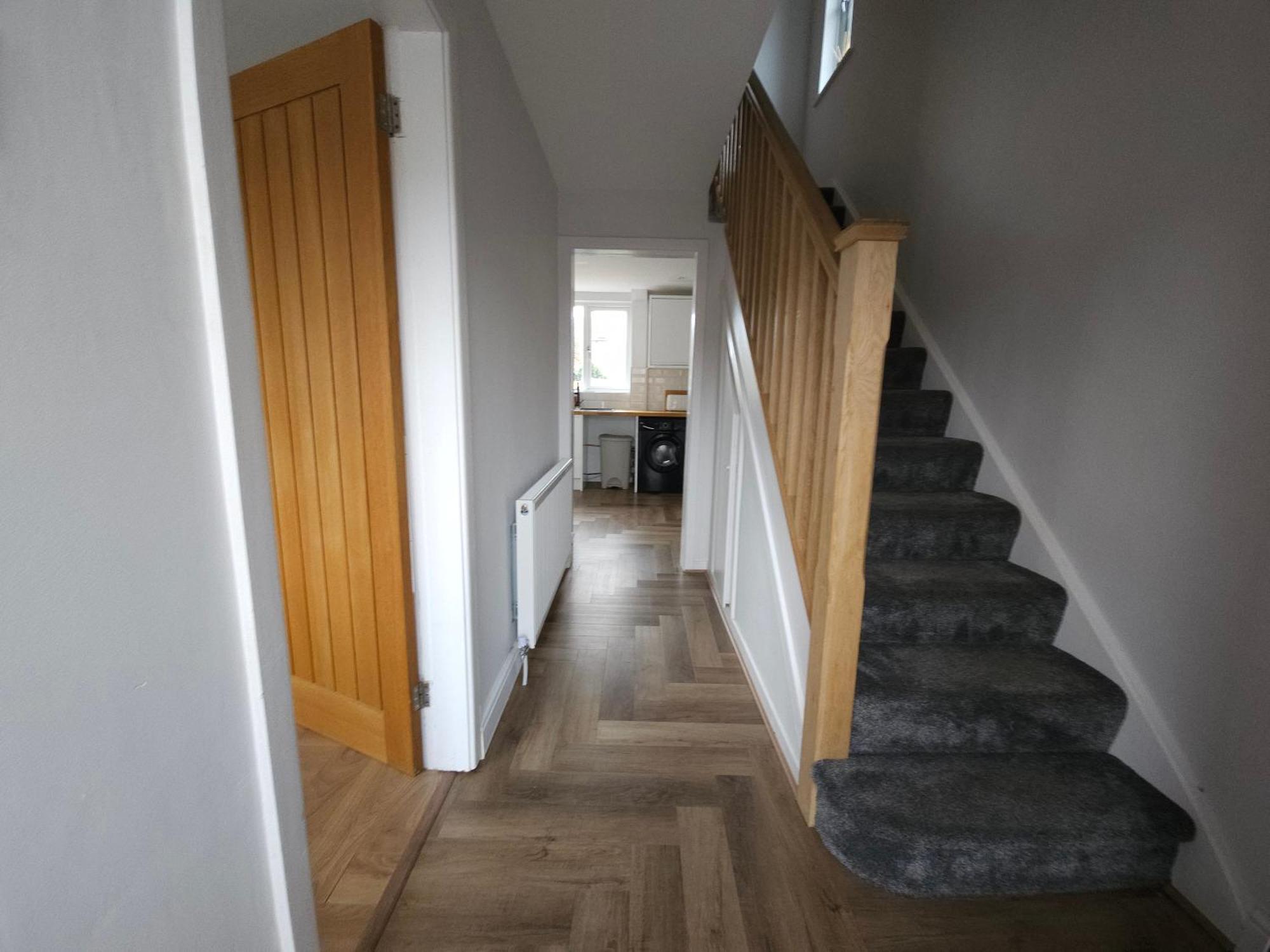 Modern 3 Bedroom Property With Free Driveway Parking By Shire Stays Shrewsbury Exterior foto
